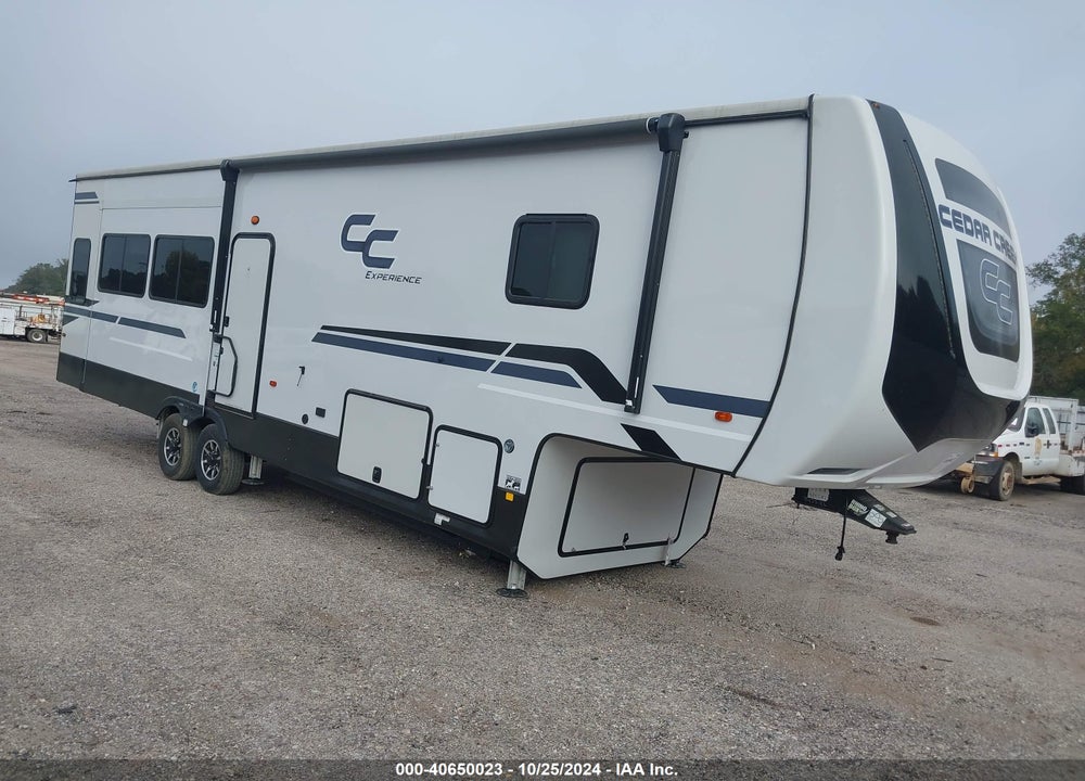 2023 CEDAR CREEK 3425RL VIN: 4X4FCRK24PS232128