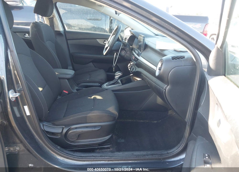 2020 KIA FORTE FE VIN: 3KPF24AD1LE182784