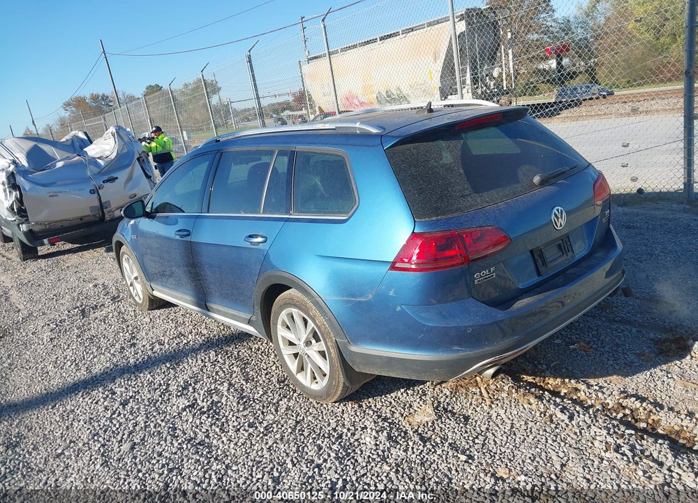 2017 VOLKSWAGEN GOLF ALLTRACK VIN: 3VWH17AU1HM516299