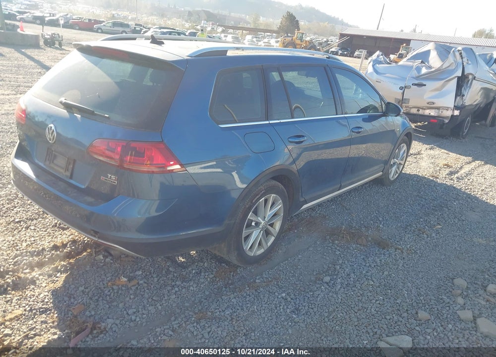 2017 VOLKSWAGEN GOLF ALLTRACK VIN: 3VWH17AU1HM516299