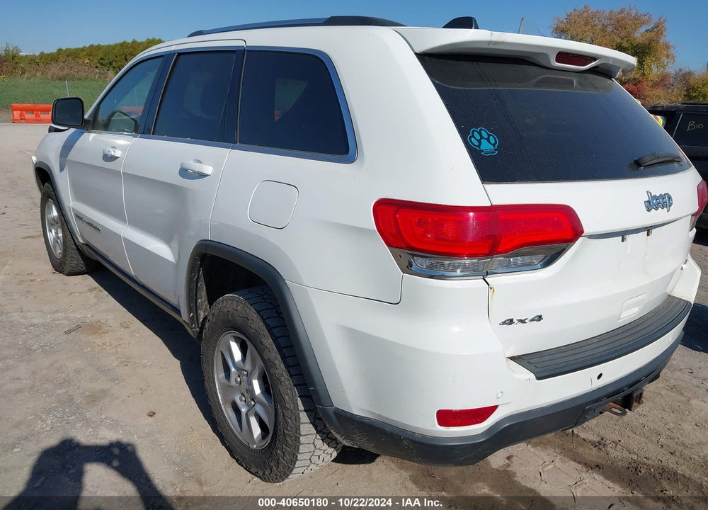 2017 JEEP GRAND CHEROKEE LAREDO 4X4 VIN: 1C4RJFAG9HC633349