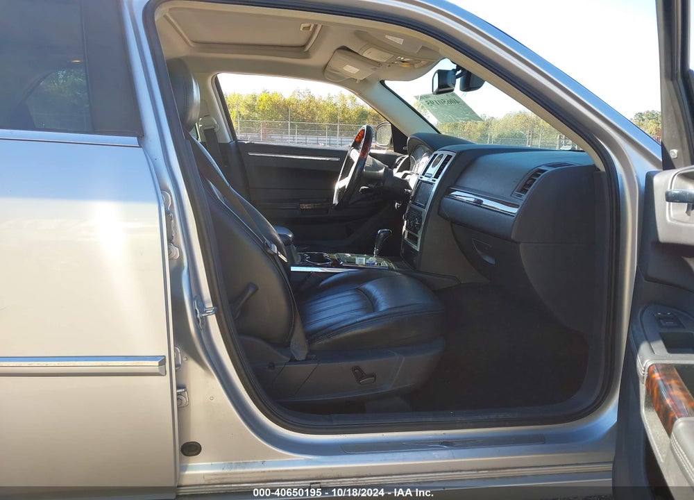 2008 CHRYSLER 300C HEMI VIN: 2C3KA63H58H268466