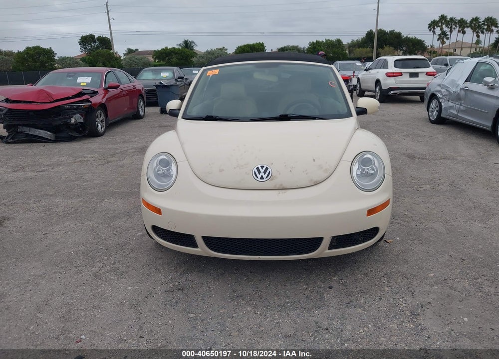 2008 VOLKSWAGEN NEW BEETLE SE VIN: 3VWRF31Y98M406232