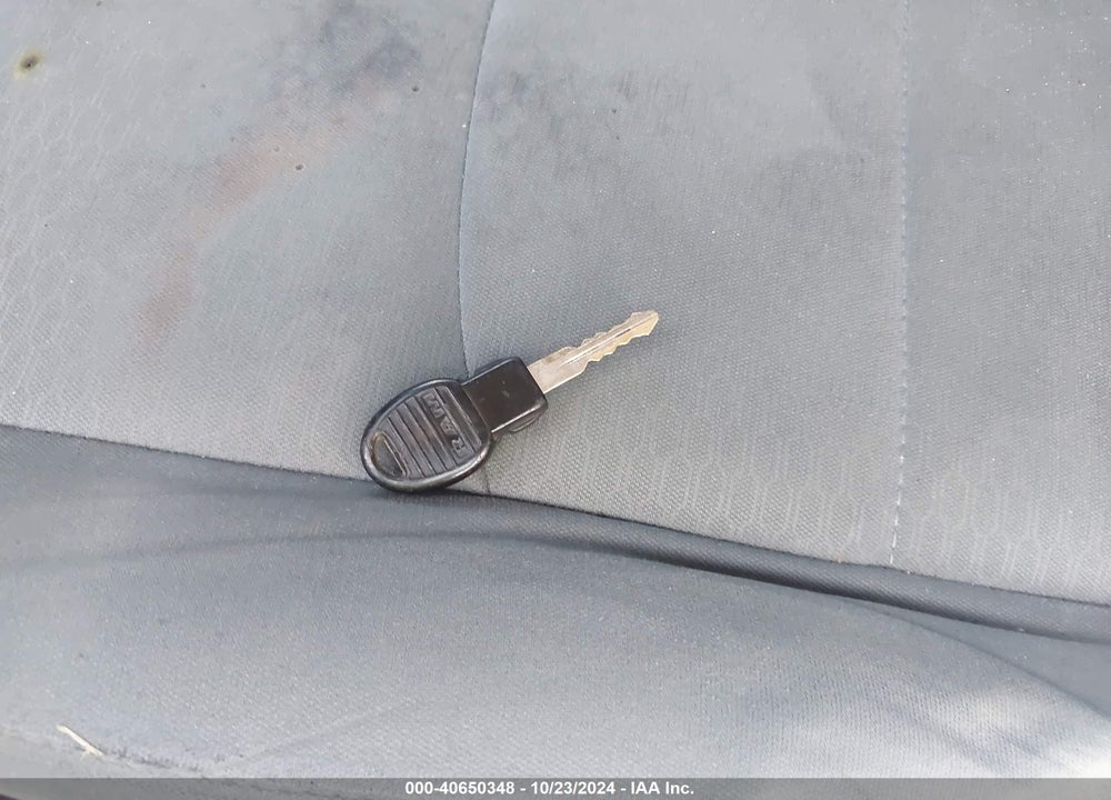2015 RAM 1500 TRADESMAN VIN: 3C6JR7AT3FG676952