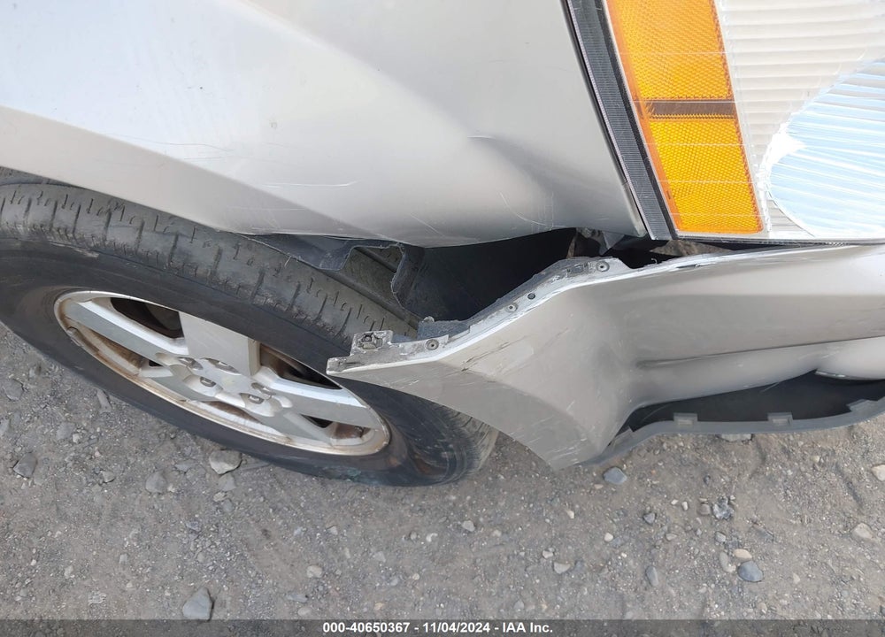 2007 CHEVROLET EQUINOX LS VIN: 2CNDL13F676240942