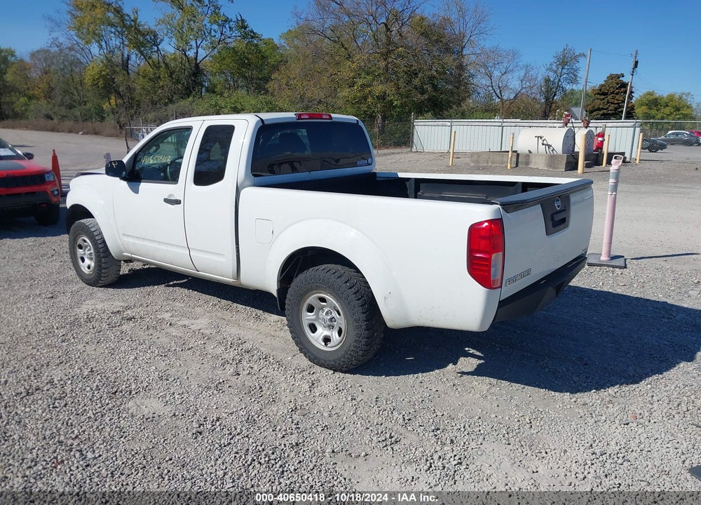 2015 NISSAN FRONTIER S VIN: 1N6BD0CT7FN747218