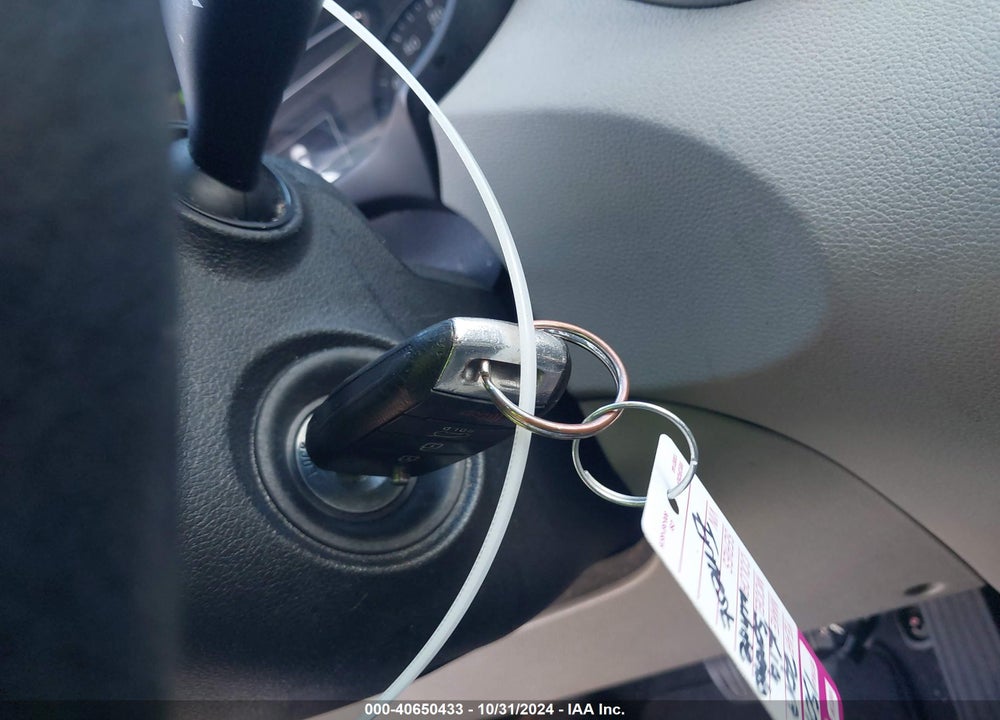 2017 KIA SORENTO 3.3L LX VIN: 5XYPGDA5XHG188365