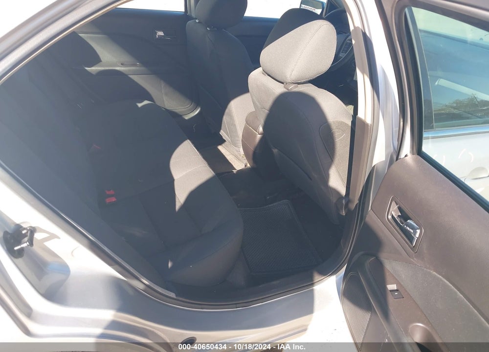 2010 FORD FUSION SE VIN: 3FAHP0HA9AR427261