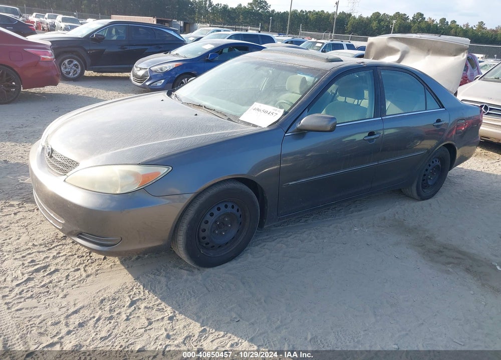 2002 TOYOTA CAMRY XLE VIN: 4T1BE32K22U583771