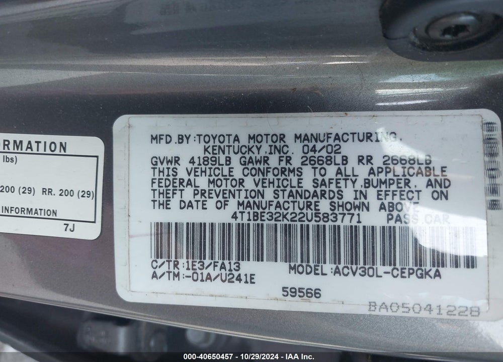 2002 TOYOTA CAMRY XLE VIN: 4T1BE32K22U583771
