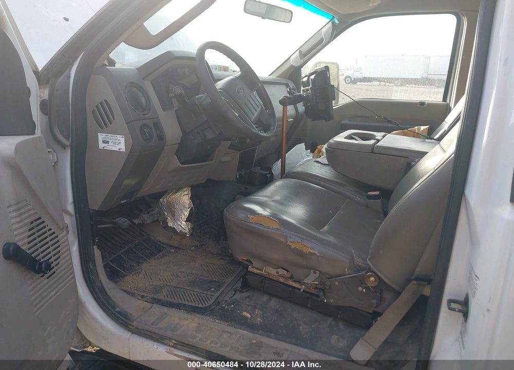 2008 FORD F-550 CHASSIS XL/XLT VIN: 1FD5F56R88ED41924