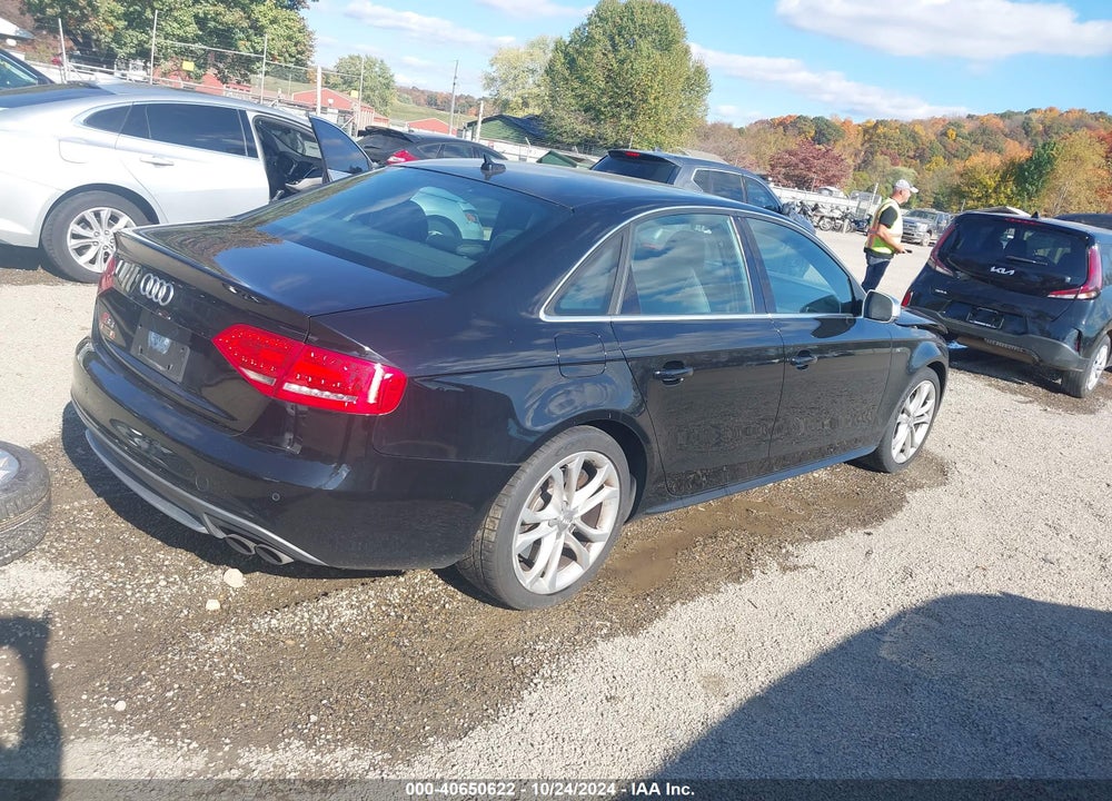 2011 AUDI S4 3.0 PREMIUM PLUS VIN: WAUDGAFL8BA058209