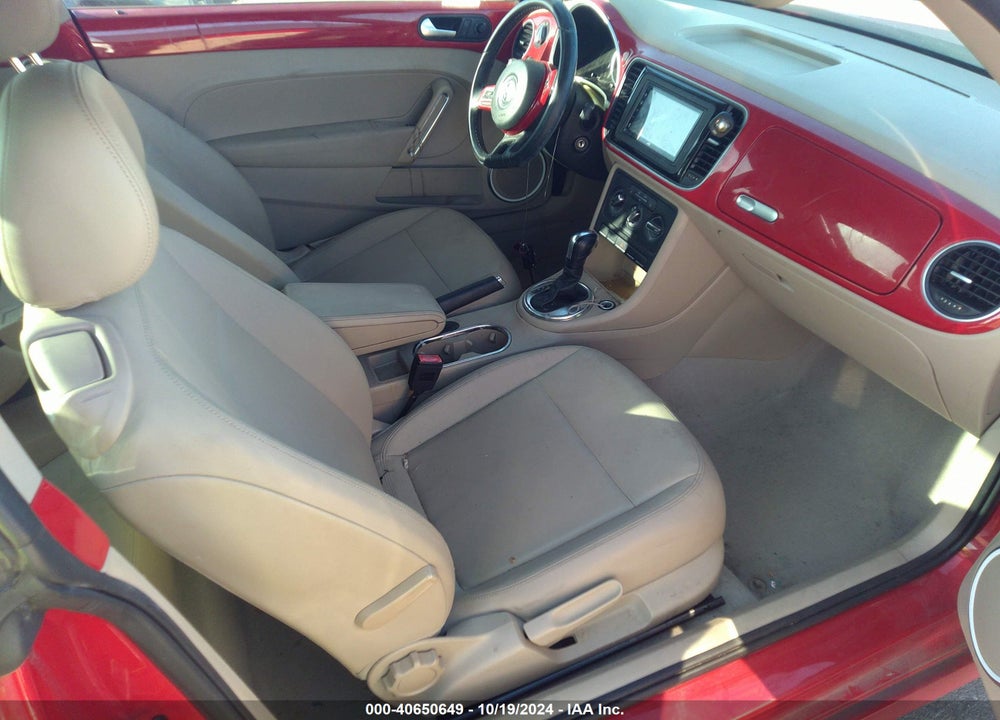 2014 VOLKSWAGEN BEETLE 2.5L VIN: 3VWJX7AT3EM630114
