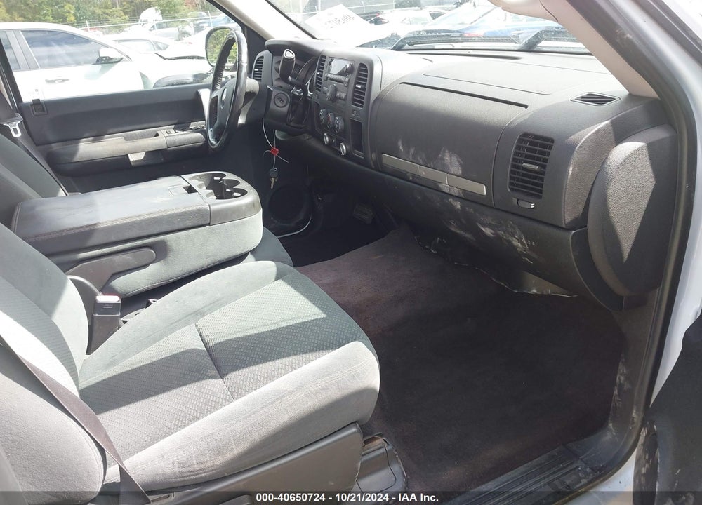 2008 CHEVROLET SILVERADO 1500 LT1 VIN: 3GCEC13C38G231331