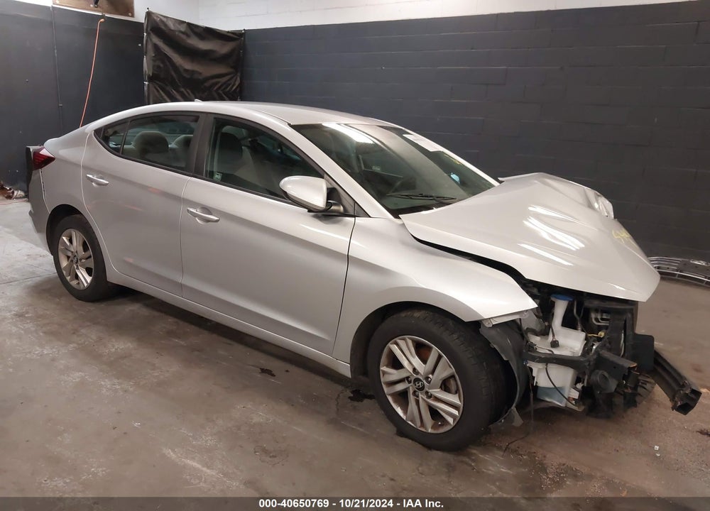 2019 HYUNDAI ELANTRA SEL VIN: 5NPD84LF7KH440174