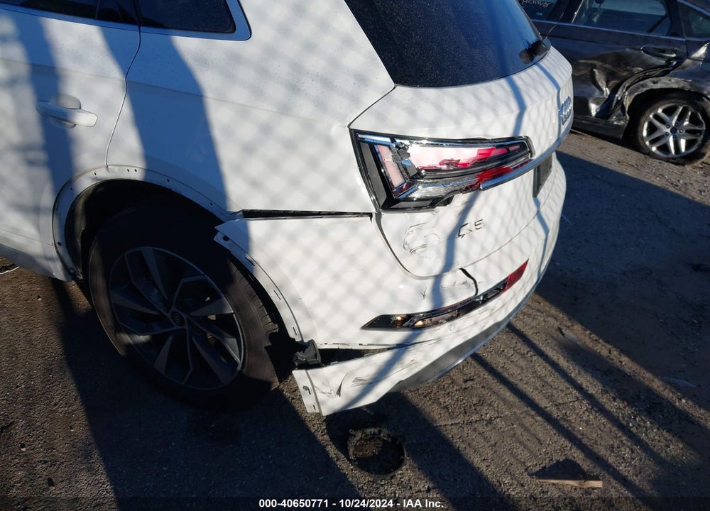 2021 AUDI Q5 PREMIUM 45 TFSI QUATTRO S TRONIC VIN: WA1AAAFY4M2076720