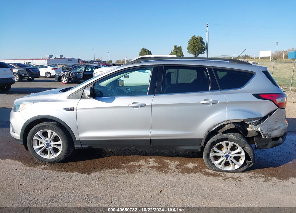 2018 FORD ESCAPE SE VIN: 1FMCU9GD7JUA09718
