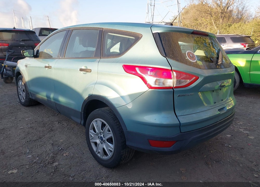 2013 FORD ESCAPE S VIN: 1FMCU0F70DUC77408