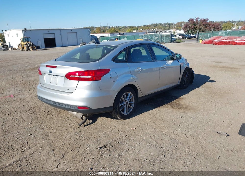 2017 FORD FOCUS SE VIN: 1FADP3F20HL292188