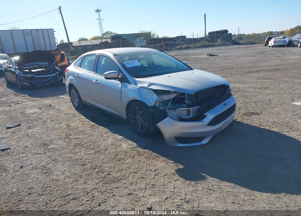 2017 FORD FOCUS SE VIN: 1FADP3F20HL292188