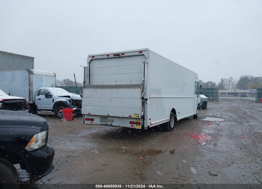 2008 FREIGHTLINER CHASSIS M LINE WALK-IN VAN VIN: 4UZAARDU58CZ90863