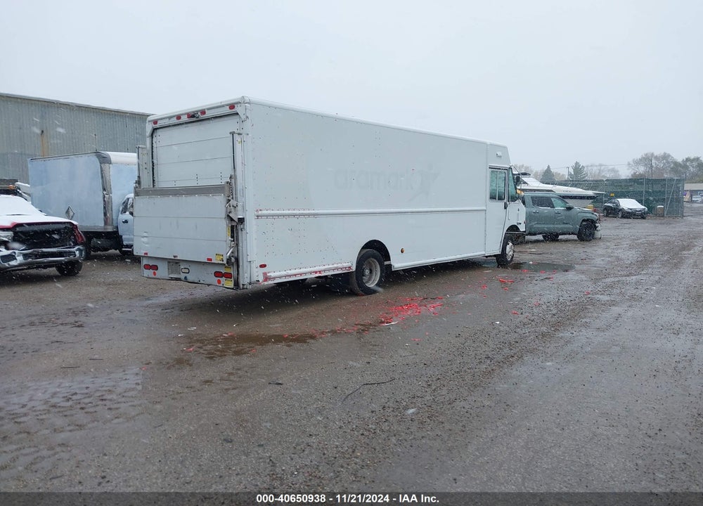 2008 FREIGHTLINER CHASSIS M LINE WALK-IN VAN VIN: 4UZAARDU58CZ90863