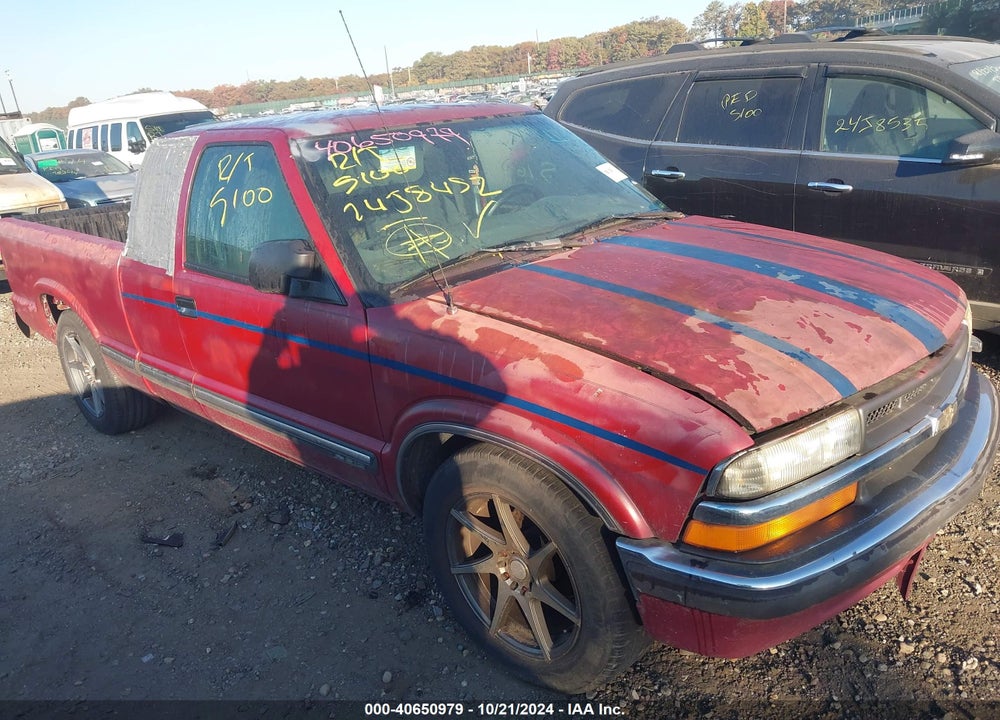 2002 CHEVROLET S-10 LS VIN: 1GCCS19WX28155924