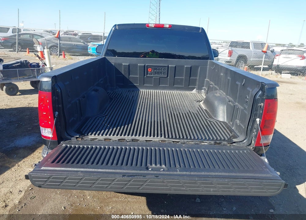 2008 GMC SIERRA 1500 WORK TRUCK VIN: 1GTEC14C78Z104290