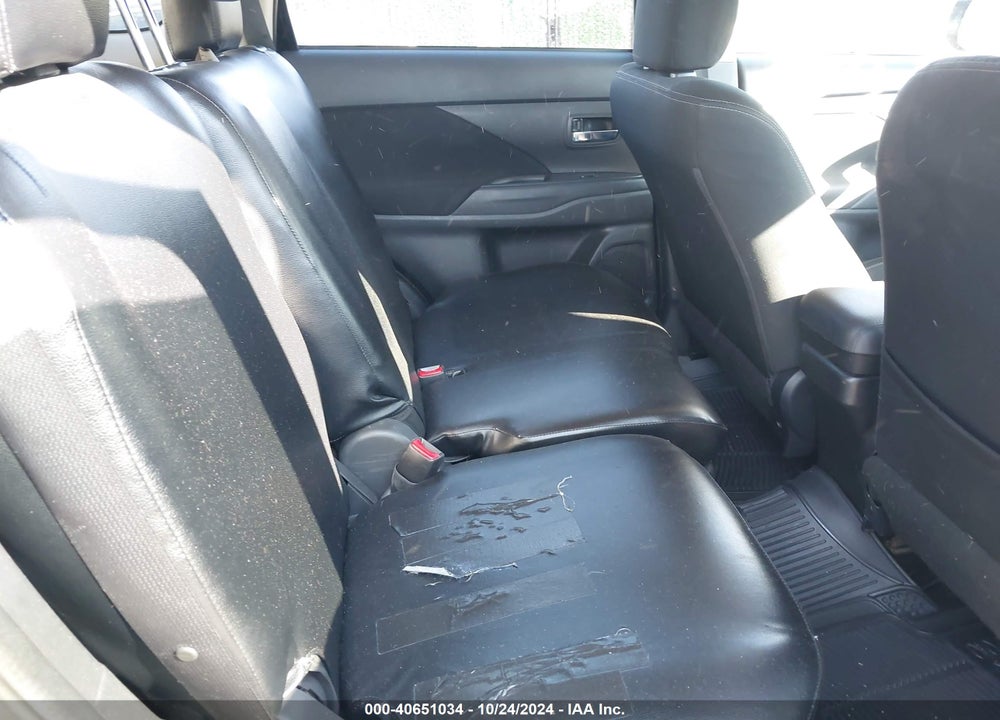 2017 MITSUBISHI OUTLANDER ES VIN: JA4AD2A35HZ065196