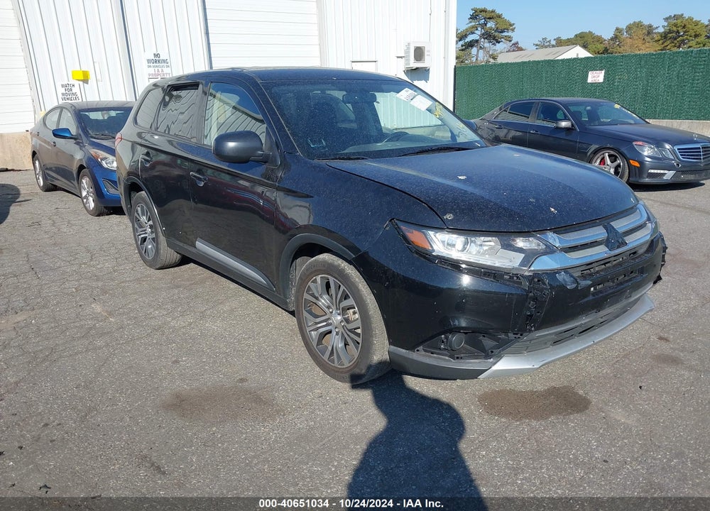 2017 MITSUBISHI OUTLANDER ES VIN: JA4AD2A35HZ065196