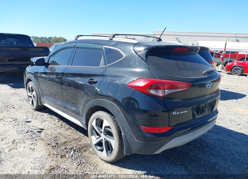 2017 HYUNDAI TUCSON SPORT VIN: KM8J33A24HU524457