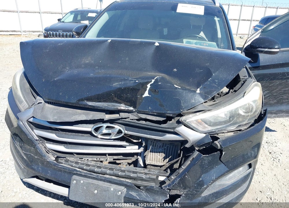 2017 HYUNDAI TUCSON SPORT VIN: KM8J33A24HU524457