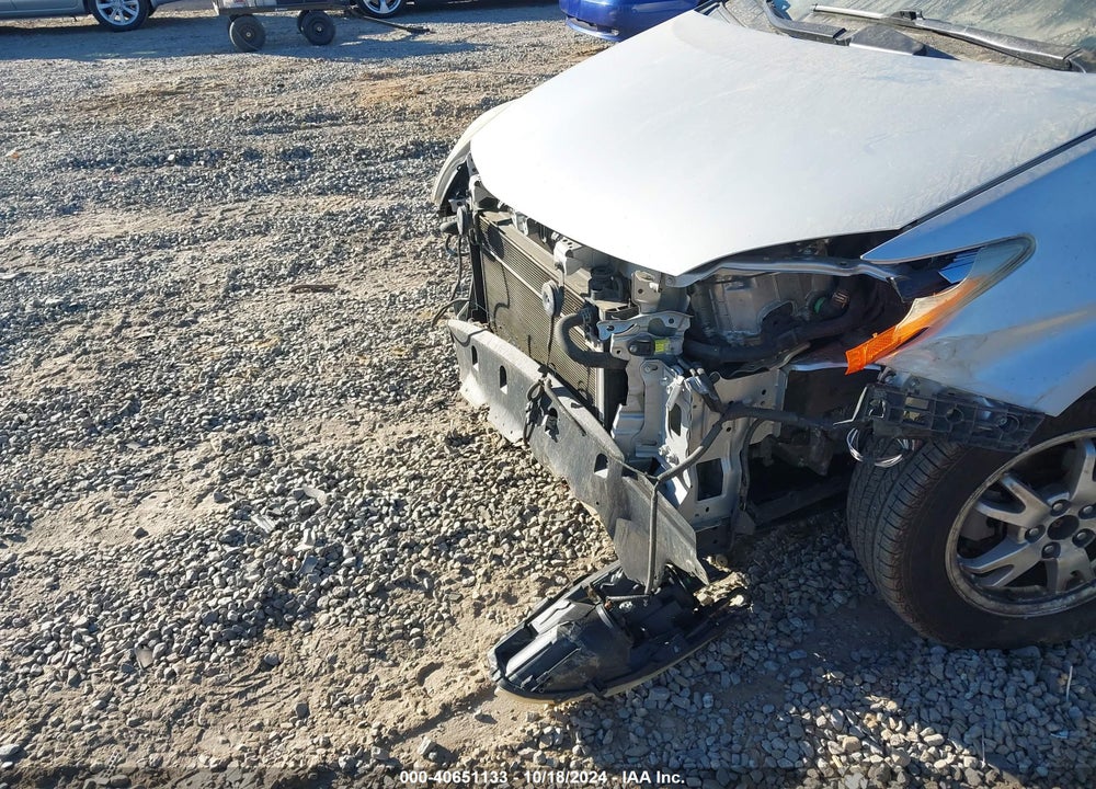 2010 TOYOTA PRIUS II VIN: JTDKN3DUXA0135772
