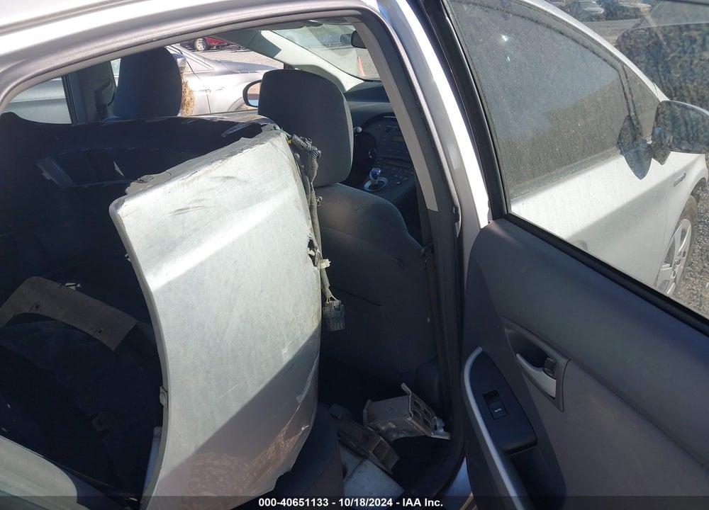 2010 TOYOTA PRIUS II VIN: JTDKN3DUXA0135772