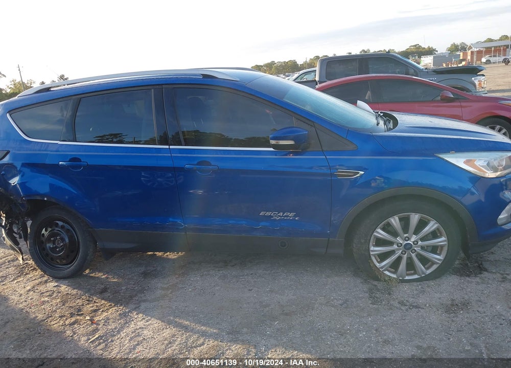 2017 FORD ESCAPE TITANIUM VIN: 1FMCU0J90HUC43760