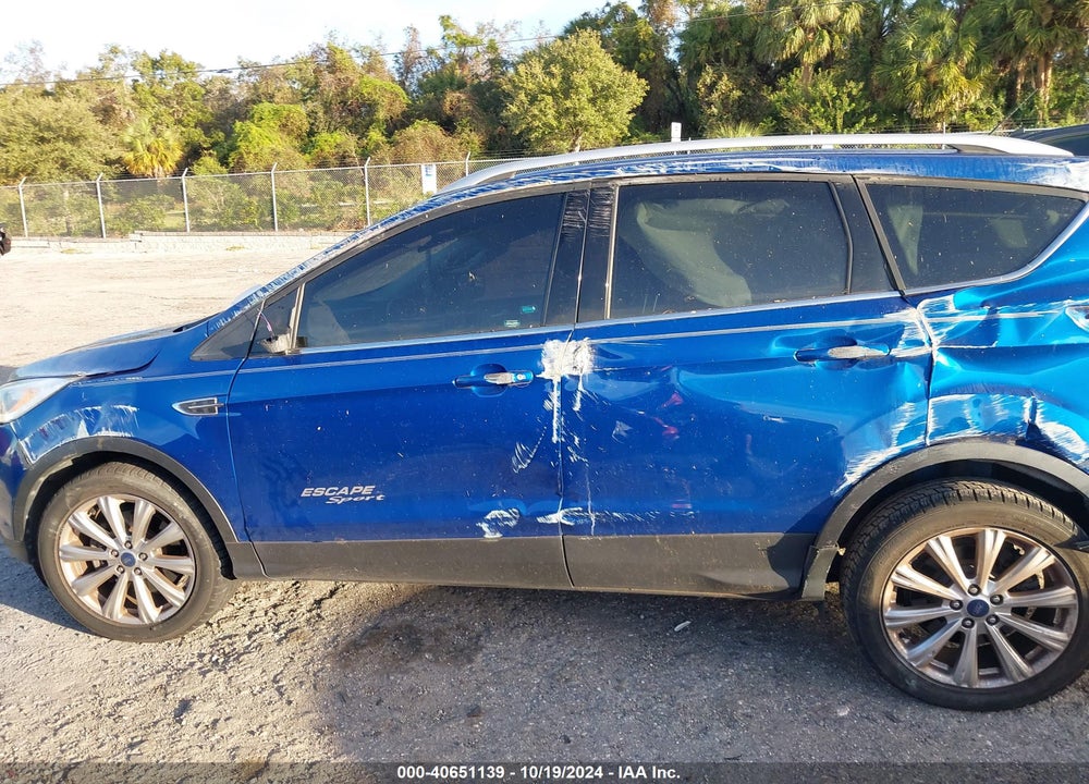 2017 FORD ESCAPE TITANIUM VIN: 1FMCU0J90HUC43760