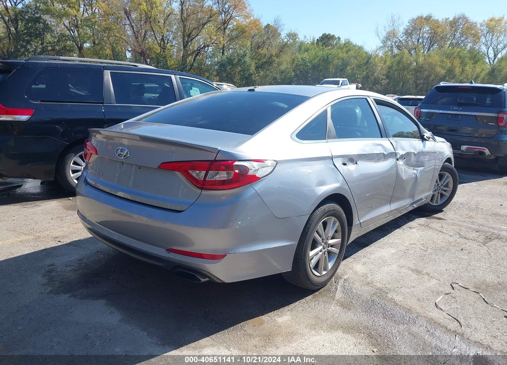 2015 HYUNDAI SONATA SE VIN: 5NPE24AF2FH152464