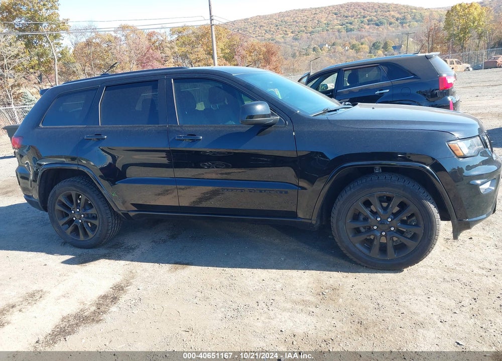 2017 JEEP GRAND CHEROKEE ALTITUDE 4X4 VIN: 1C4RJFAG1HC951935