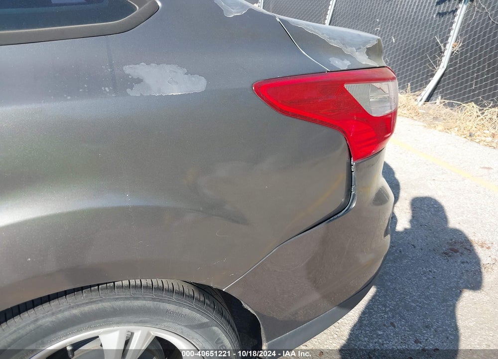 2014 FORD FOCUS SE VIN: 1FADP3F2XEL180431