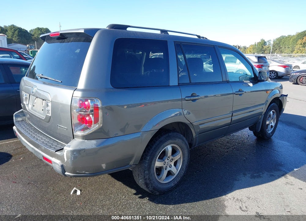 2007 HONDA PILOT EX VIN: 5FNYF18497B006163