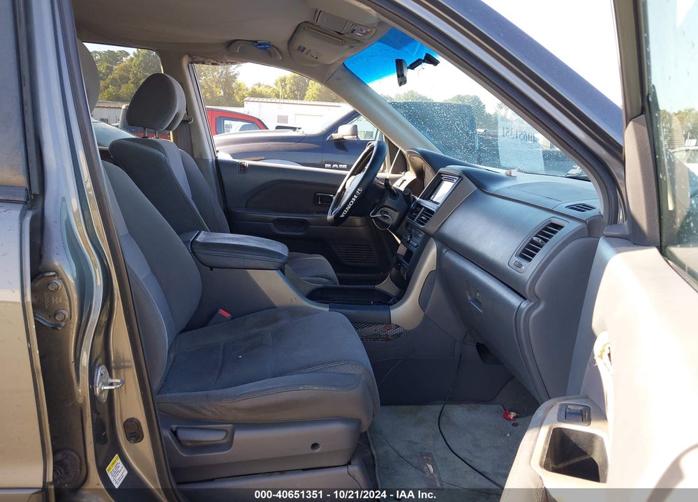 2007 HONDA PILOT EX VIN: 5FNYF18497B006163