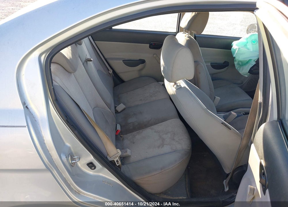 2011 HYUNDAI ACCENT GLS VIN: KMHCN4AC6BU610779