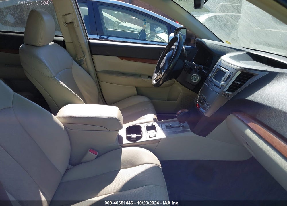 2014 SUBARU OUTBACK 2.5I LIMITED VIN: 4S4BRCLC9E3223547