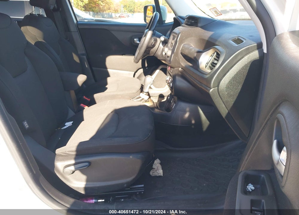 2015 JEEP RENEGADE LATITUDE VIN: ZACCJBBT2FPC12897