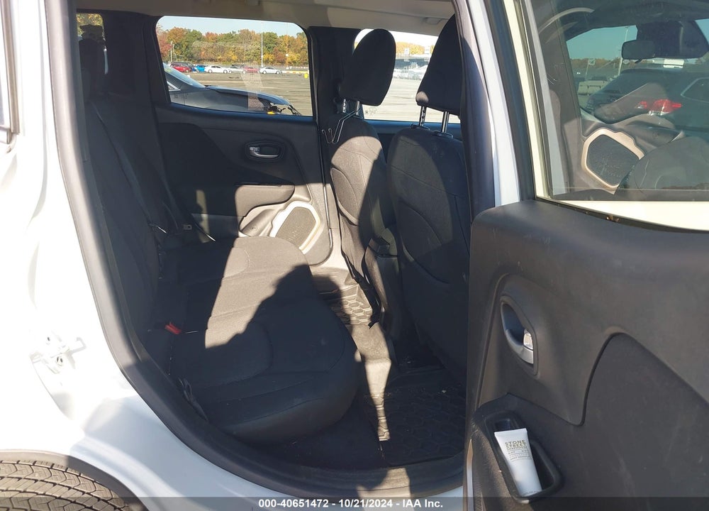2015 JEEP RENEGADE LATITUDE VIN: ZACCJBBT2FPC12897