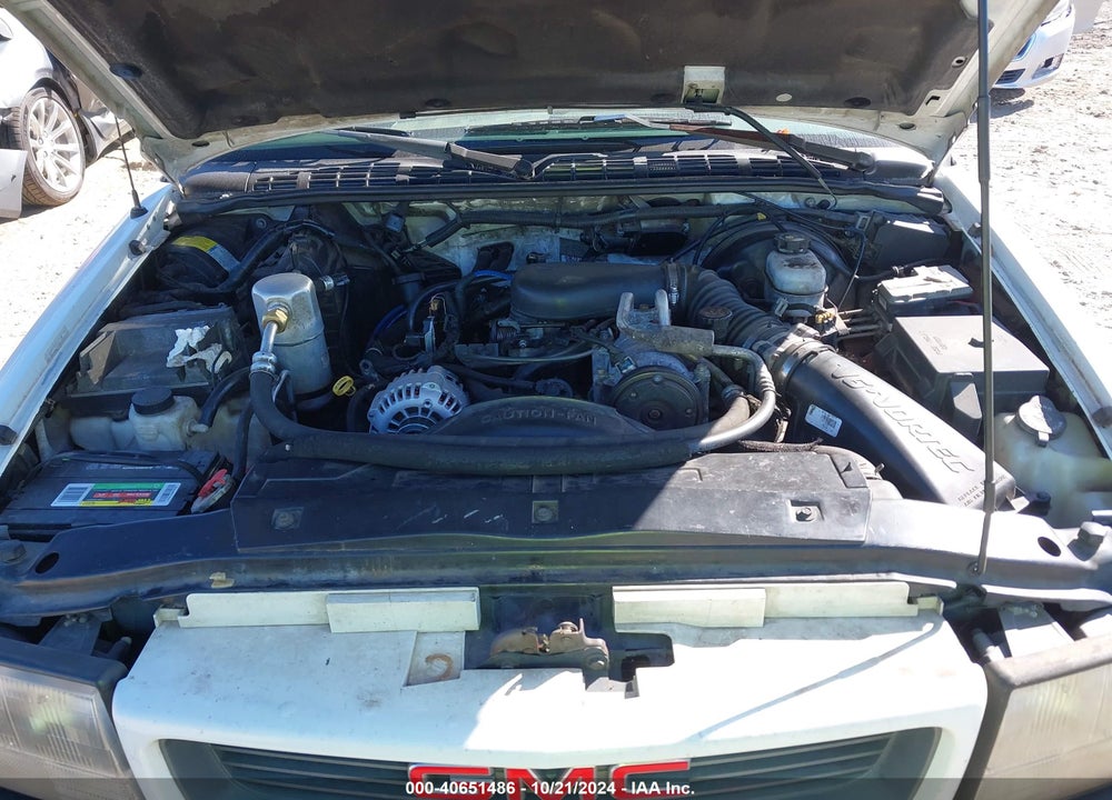 2001 GMC SONOMA SLS VIN: 1GTCS19W318121984