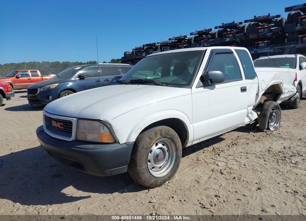 2001 GMC SONOMA SLS VIN: 1GTCS19W318121984