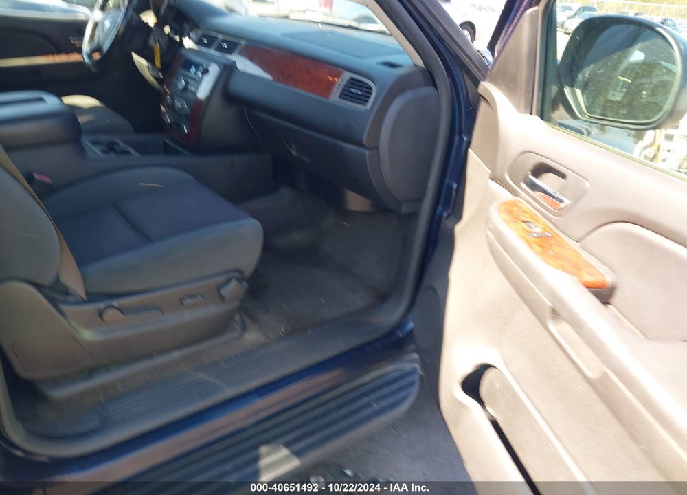 2009 CHEVROLET SUBURBAN 1500 LT1 VIN: 1GNFK26379R267380