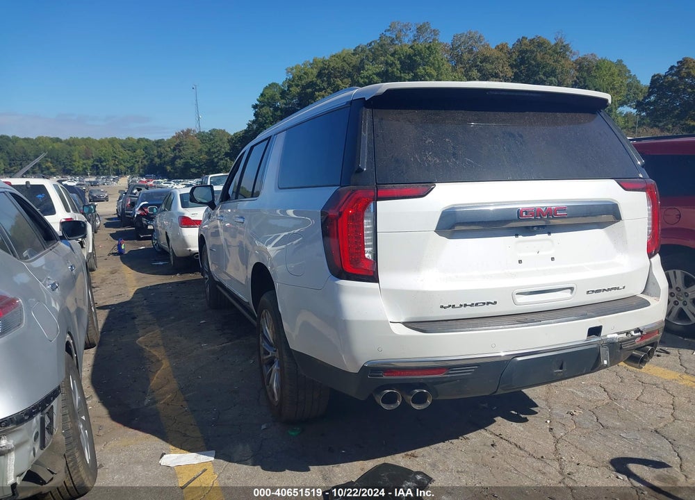 2021 GMC YUKON XL 4WD DENALI VIN: 1GKS2JKL1MR225825