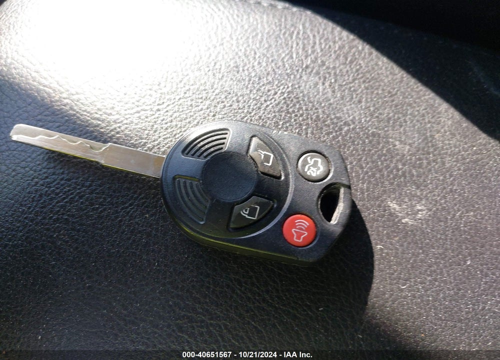 2015 FORD FOCUS SE VIN: 1FADP3F22FL325785